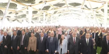 وزير العمل: توجيهات رئاسية بدعم ملف العمال لدفع عجلة الإنتاج في الدولة