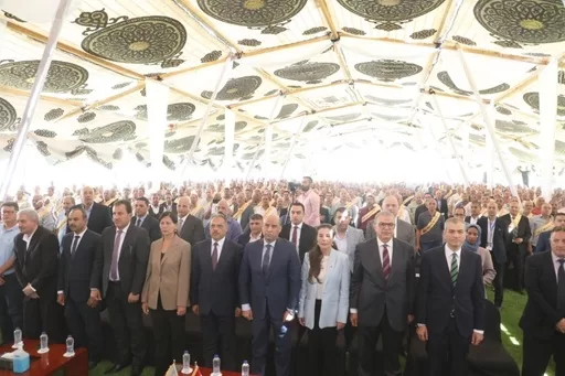 وزير العمل: توجيهات رئاسية بدعم ملف العمال لدفع عجلة الإنتاج في الدولة 1 - جريدة الجمهورية وزير العمل: توجيهات رئاسية بدعم ملف العمال لدفع عجلة الإنتاج في الدولة