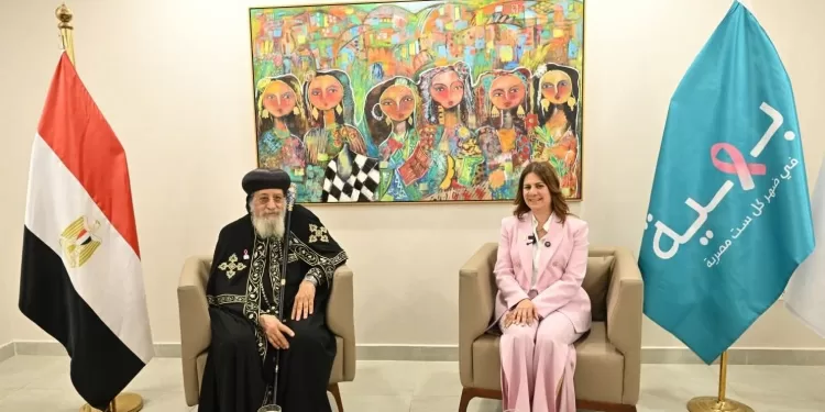 البابا تواضروس الثاني يزور مستشفى «بهية».. ويشيد بمعاييرها المهنية والإنسانية