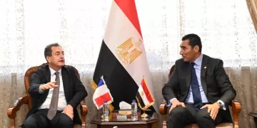 جوهر وسفير فرنسا يبحثان آفاقًا جديدة للشراكة في تمكين الشباب