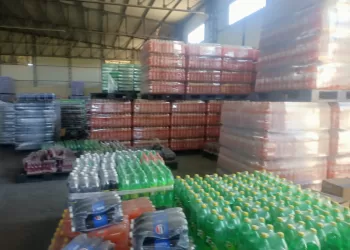 ضبط 5736 زجاجة مشروبات غازية و15 ألف منتج غذائي مجهول المصدر في فوه