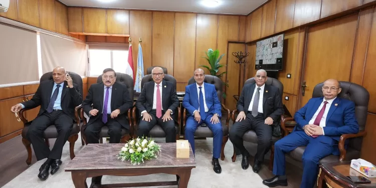 مئوية محكمة استئناف أسيوط.. إشادة بدور القضاء في ترسيخ دولة القانون