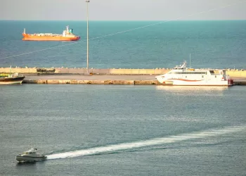 أسعار البترول تنخفض انتظارًا للاتفاق الأمريكى الإيرانى 4 - جريدة الجمهورية ستائر سوداء وأسلحة فتاكة.. «الشياطين الحمر» عنيهم على صلاح