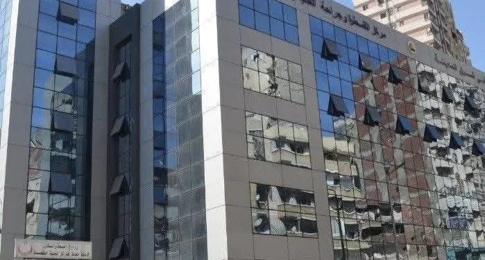 جراحة دقيقة بمستشفى شرق المدينة تنجح في إنقاذ يد شاب من البتر في الإسكندرية