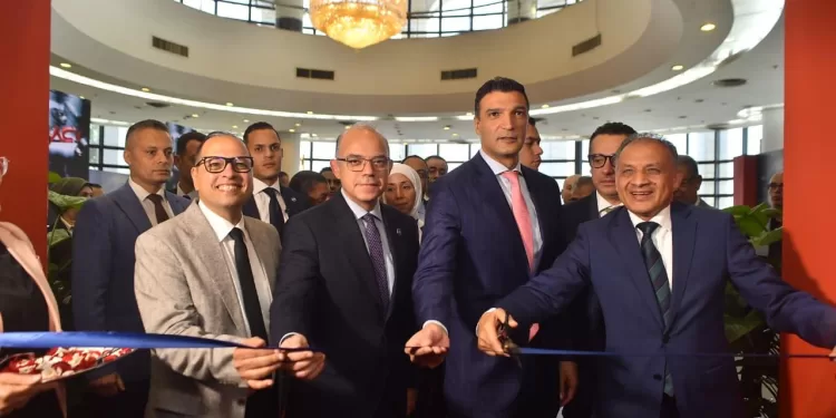 وزير الاستثمار: مصر تمتلك مقومات التحول إلى مركز إقليمي لصناعة سيارات النقل 1 - جريدة الجمهورية وزير الاستثمار: مصر تمتلك مقومات التحول إلى مركز إقليمي لصناعة سيارات النقل