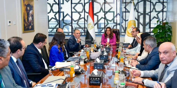 د. منال عوض: تطوير مركز زوار «رأس محمد» ليصبح واجهة سياحية وترفيهية بمواصفات عالمية