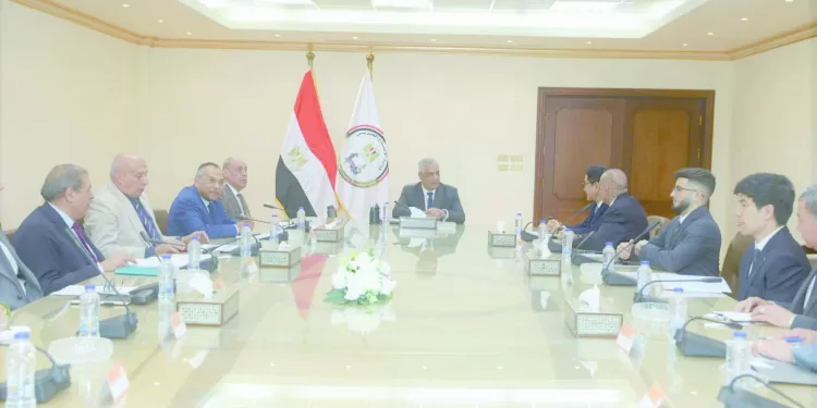 «العميد» يحسم الجدل: «صلاح» قائد استثنائى