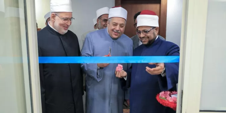 وكيل الأزهر وأمين (البحوث الإسلاميَّة) يفتتحان وحدة الدعوة الإلكترونيَّة بالمجمع لتعزيز الحضور الدعويِّ في الفضاء الرَّقْمي