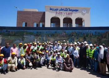 اللمسات الأخيرة قبل الافتتاح.. وزير الري ومحافظ أسيوط يتفقدان قناطر ديروط الجديدة