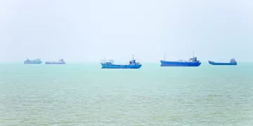 ضرورة مواصلة المباحثات «الأمريكية - الإيرانية».. بجدية «وحسن نية» 10 - جريدة الجمهورية من «الحضرى» إلى «أوفا» شباك الفراعنة .. «محروسة»