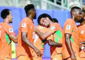 ألمانيا تطمح بـ«عبور باراجواى».. الليلة