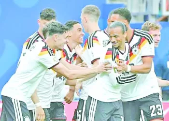 ألمانيا تطمح بـ«عبور باراجواى».. الليلة