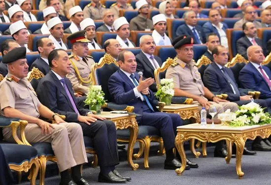 الرئيس السيسي يشهد حفل تخرج الدورة الثالثة لائمة وزارة الأوقاف دفعة الإمام حسن العطار من الأكاديمية العسكرية المصرية