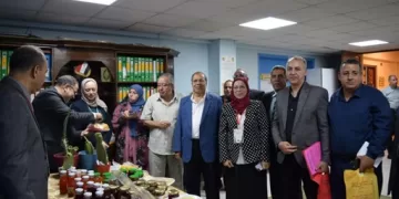 مركز بحوث الصحراء يستعرض القيمة الغذائية والاقتصادية للنباتات العصارية والشوكية