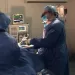 إنجاز طبي جديد يُضاف إلى رصيد الكفاءات المصرية، نجح فريق طبي مصري في إجراء جراحة بالغة الندرة