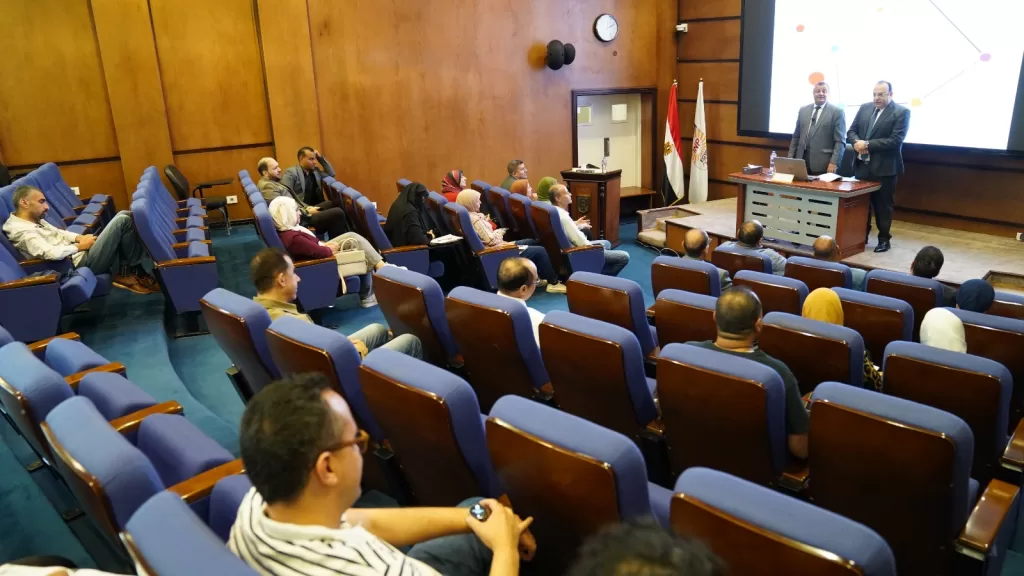 معهد التخطيط القومي يعزز الوعي الاقتصادي ببرنامج تدريبي حول القراءة المهنية لتقارير المؤسسات الدولية 2 - جريدة الجمهورية معهد التخطيط - جريدة الجمهورية