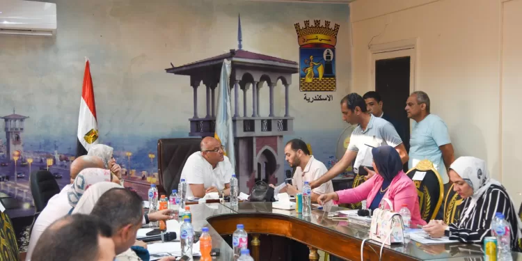 محافظ الإسكندرية يوفر 7 فرص عمل في لقائه الأسبوعي بالمواطنين 1 - جريدة الجمهورية محافظ الإسكندرية يوفر 7 فرص عمل في لقائه الأسبوعي بالمواطنين