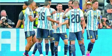 الأرجنتين تدافع عن عرشها.. والرأس الأخضر يطرق أبواب المجد