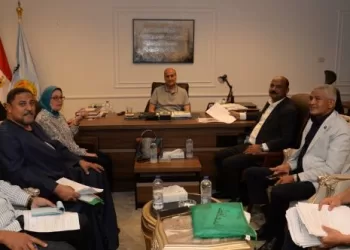 محافظ أسيوط يلتقي أعضاء «النواب» و«الشيوخ» لبحث مطالب المواطنين 5 - جريدة الجمهورية محافظ أسيوط يلتقي أعضاء «النواب» و«الشيوخ» لبحث مطالب المواطنين