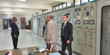 وزير الكهرباء يقوم بزيارة مفاجئة لمحطة محولات القاهرة الجديدة لمتابعة استقرار التغذية الكهربائية