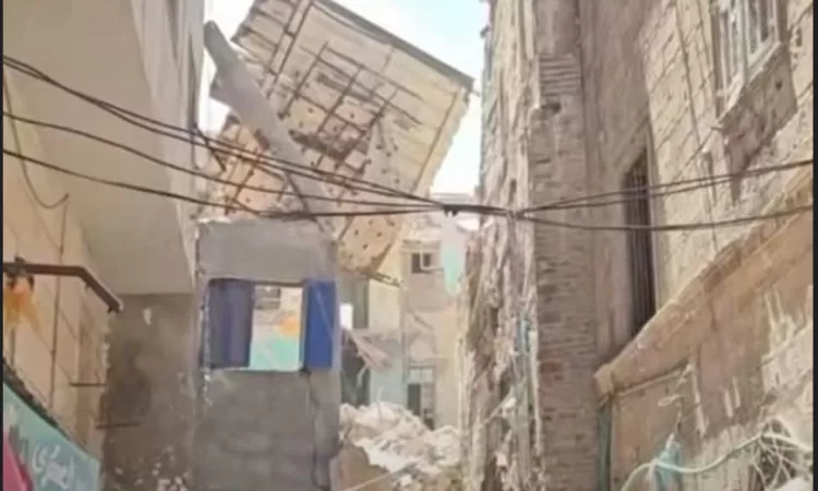 مصرع شخص فى انهيارعقار قديم بشارع ابو وردة ببحرى بالاسكندرية 31 - جريدة الجمهورية مصرع شخص فى انهيارعقار قديم بشارع ابو وردة ببحرى بالاسكندرية
