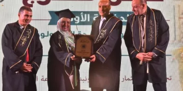 محافظ أسيوط يشارك في حفل تخرج الدفعة الأولى لجامعة أسيوط الجديدة التكنولوجية