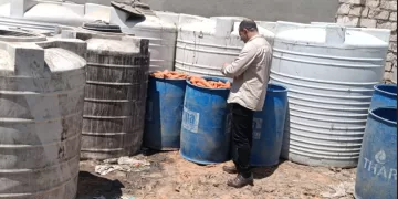 ضبط 20 طن مخللات غير صالحة للاستهلاك الآدمي بمخزن بالشرقية
