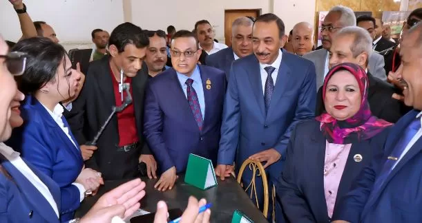 محافظ سوهاج يُدشن ملتقى التوظيف بنادي المحليات لتوفير 2400 فرصة عمل للشباب 3 - جريدة الجمهورية 3 73 - جريدة الجمهورية