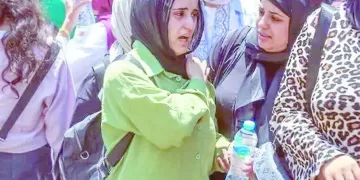 دموع وأفراح.. فى امتحانات الثانوية العامة