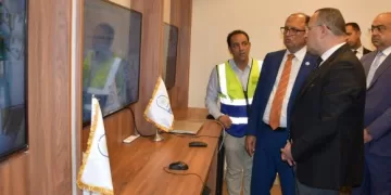 وزير التعليم العالي ورئيس جامعة العاصمة يفتتحان غرفة العمليات المركزية بالحرم الجامعي