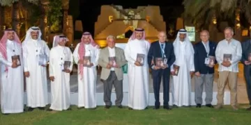 الأمير سلطان بن سلمان يُكرّم العالم المصري الدكتور صالح لمعي مصطفى لمسيرته الحافلة في خدمة التراث