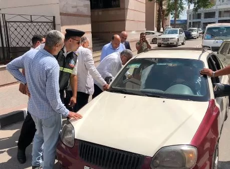 محافظ الدقهلية يتفقد سير العمل بمنظومة «مواصلات المنصورة» ويتابع التزام التاكسي بالعداد 4 - جريدة الجمهورية 4 66 - جريدة الجمهورية