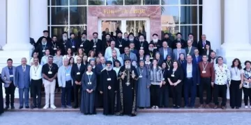 البابا تواضروس الثاني يلتقي مسؤولي المدارس القبطية الأرثوذكسية بمركز «لوجوس» بوادي النطرون