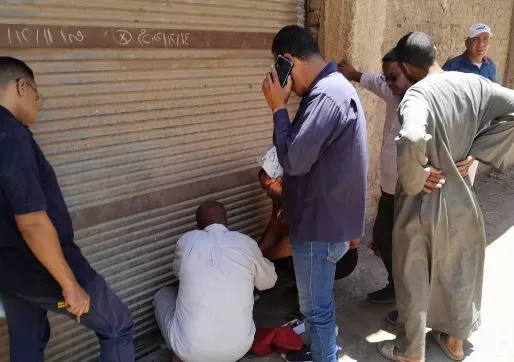 محافظ أسيوط: حملات مكثفة لرفع الإشغالات ومراجعة تراخيص المحال والإعلانات لتحقيق الانضباط بالشارع 4 - جريدة الجمهورية 5 14 - جريدة الجمهورية