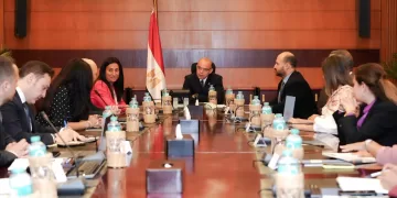 وزير الاستثمار يبحث مع تحالف «رونيسانس» القابضة و«حسن علام» تدشين مشروع مجمع طبي في مصر