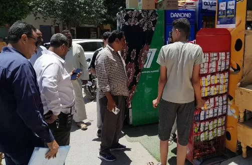 محافظ أسيوط: حملات مكثفة لرفع الإشغالات ومراجعة تراخيص المحال والإعلانات لتحقيق الانضباط بالشارع 8 - جريدة الجمهورية 7 8 - جريدة الجمهورية