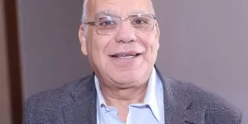 غرفة محال السلع والعاديات السياحية تطالب بتحديث بيانات العاملين لإصدار «الكارنيه السياحي الموحد 2027»