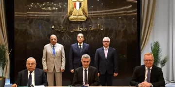 قناة السويس للحاويات.. أول محطة في مصر تعتمد بالكامل على الكهرباء المتجددة