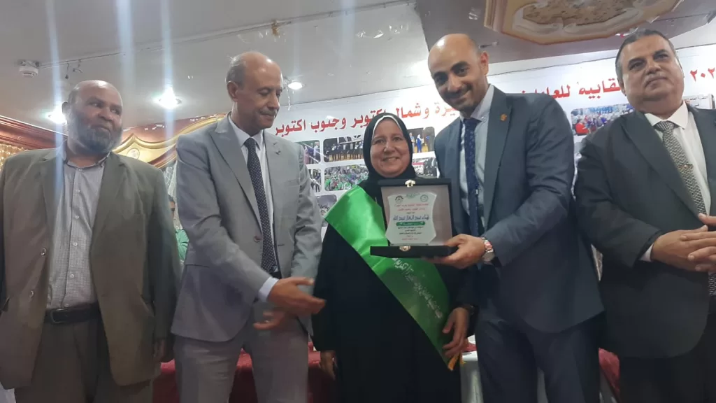 نقابة بريد «الجيزة وأكتوبر» تُطلق مبادرة «أوفياء البريد.. بناة الغد» 9 - جريدة الجمهورية WhatsApp Image 2026 07 03 at 11.59.08 PM - جريدة الجمهورية