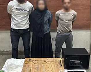 القدر ينقذ عجوزًا من القتل داخل مسكنها فجرًا.. «خادمتها» استعانت «بخطيبها» وصديق في تنفيذ المهمة الشيطانية