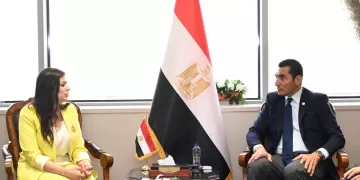 وزير الشباب يشيد بدعم جامعة MSA لأبطال سلاح الشيش