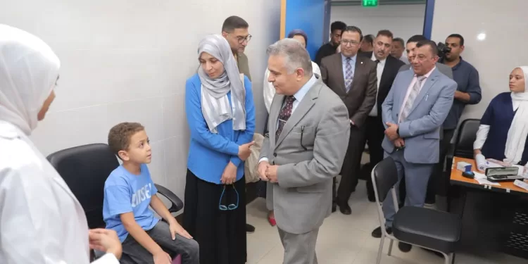 رئيس جامعة السويس يشيد بدعم الدولة للمستشفى الجامعي ويؤكد جاهزيته التشغيلية