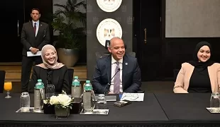 وزير الاستثمار للشباب: «لا تتوقفوا عن التعلم».. وعوائد الاستثمار في البشر استثنائية