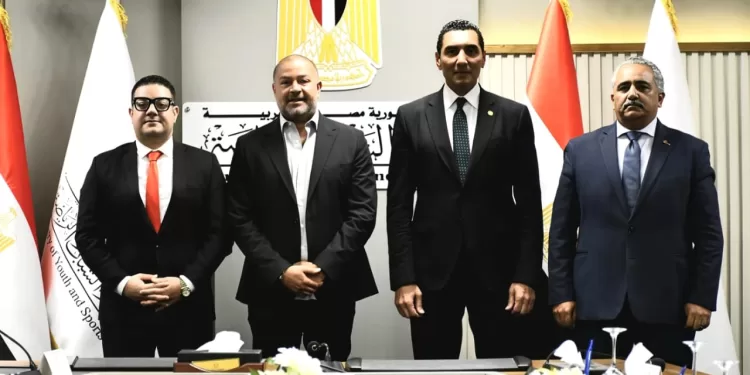 جوهر نبيل يشهد توقيع مذكرتي تفاهم بين «الشرقية وإنبي» و«منتخب السويس وبتروجيت» 1 - جريدة الجمهورية جوهر نبيل يشهد توقيع مذكرتي تفاهم بين «الشرقية وإنبي» و«منتخب السويس وبتروجيت»