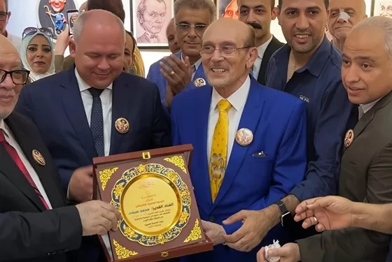 محمد صبحي بعيون عالمية في متحف محمود مختار 1 - جريدة الجمهورية محمد صبحي بعيون عالمية في متحف محمود مختار