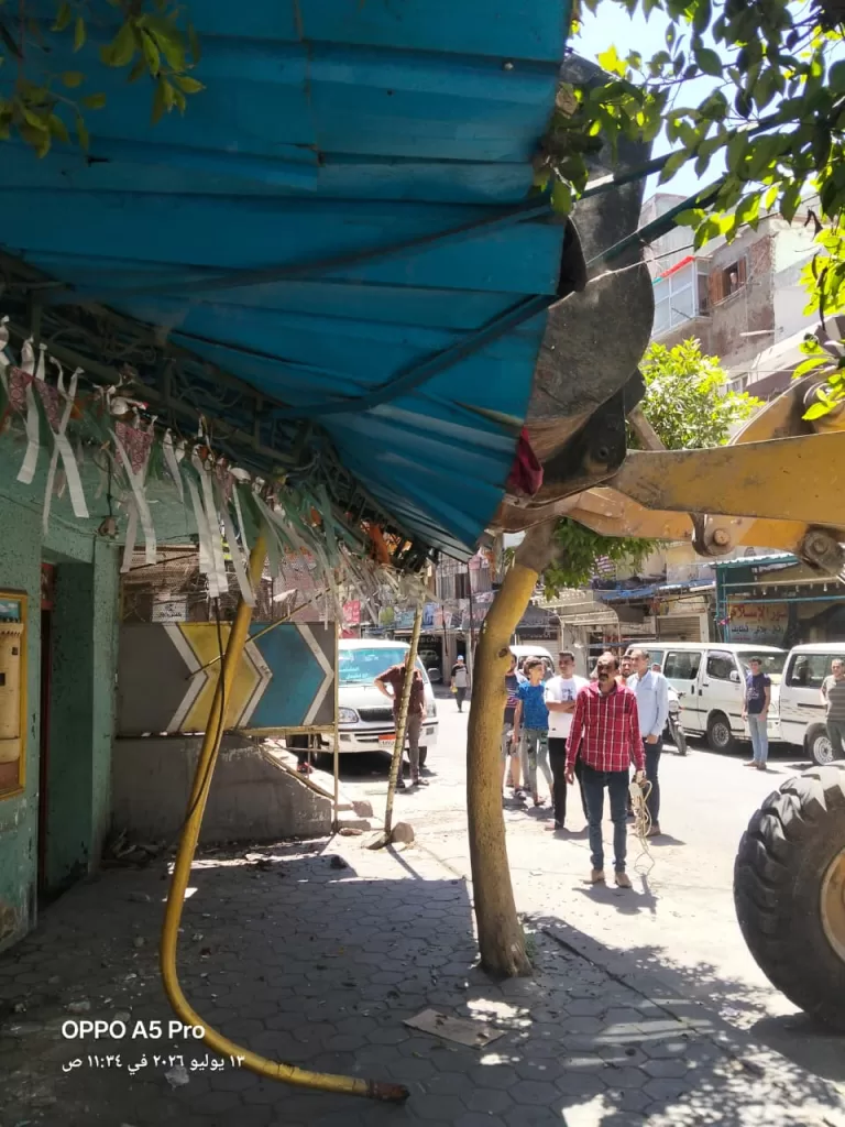 حملات صباحية ومسائية بالإسكندرية لفرض الانضباط بالشارع السكندري إزالة والتحفظ على 6986 حالة إشغال بالأسواق والشوارع 7 - جريدة الجمهورية WhatsApp Image 2026 07 18 at 2.13.00 PM - جريدة الجمهورية