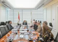 وزير الاستثمار والتجارة الخارجية يبحث مع شركة بروكتر آند جامبل خططها الاستثمارية وزيادة الصادرات من مصر 8 - جريدة الجمهورية وزير الاستثمار والتجارة الخارجية يبحث مع شركة بروكتر آند جامبل خططها الاستثمارية وزيادة الصادرات من مصر