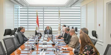 وزير الاستثمار يبحث خطط التوسع وزيادة الصادرات مع «بروكتر آند جامبل»