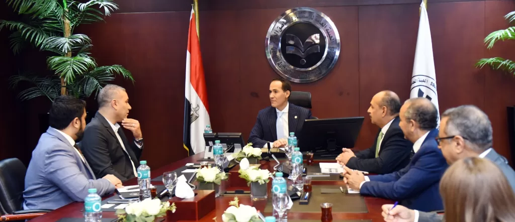 «الاستثمار» تبحث خطط التوسع التكنولوجي لـ «جارديان جلاس» العالمية في مصر 2 - جريدة الجمهورية WhatsApp Image 2026 07 18 at 8.35.09 PM 2 - جريدة الجمهورية