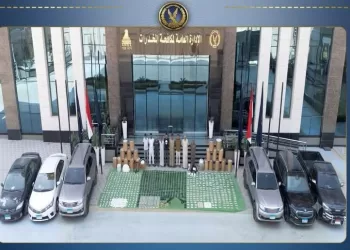 إحباط محاولة تهريب شحنة من السموم المخدرة بمليار ونصف.. سقطوا بعد مطاردة أمنية بثلاث محافظات في وقت واحد 2 - جريدة الجمهورية إحباط محاولة تهريب شحنة من السموم المخدرة بمليار ونصف.. سقطوا بعد مطاردة أمنية بثلاث محافظات في وقت واحد
